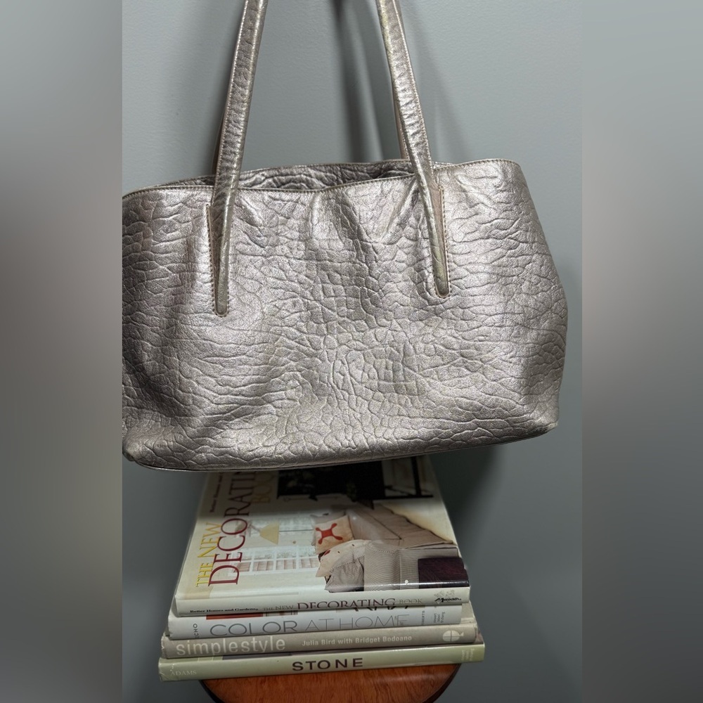 Stuart Weitzman Gold/Silver Pebbled Leather Textured Tote Bag - Picture 3 of 16
